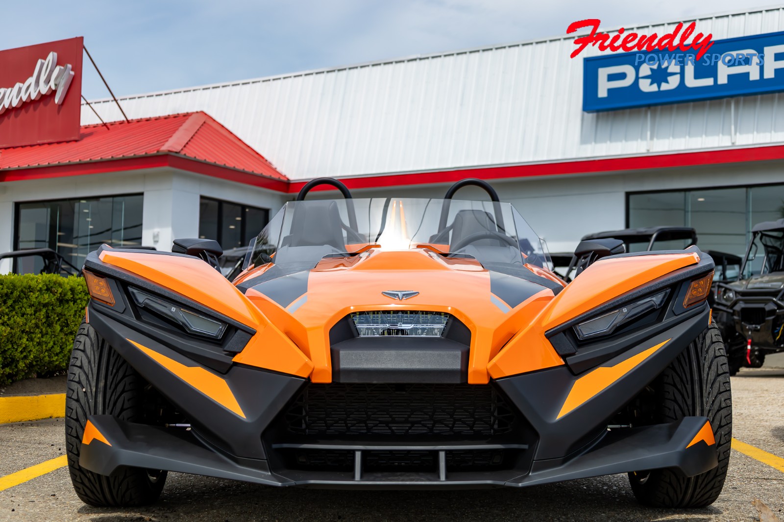 2026 SLINGSHOT SL AUTODRIVE - SUNBURST ORANGE