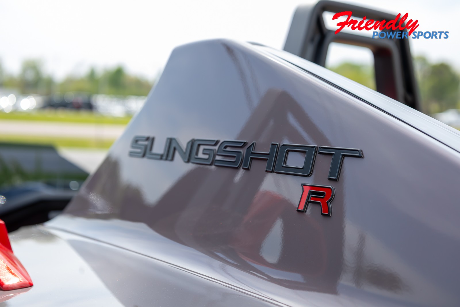 2026 SLINGSHOT R AUTODRIVE - RADIANT GRAY W INDY RED