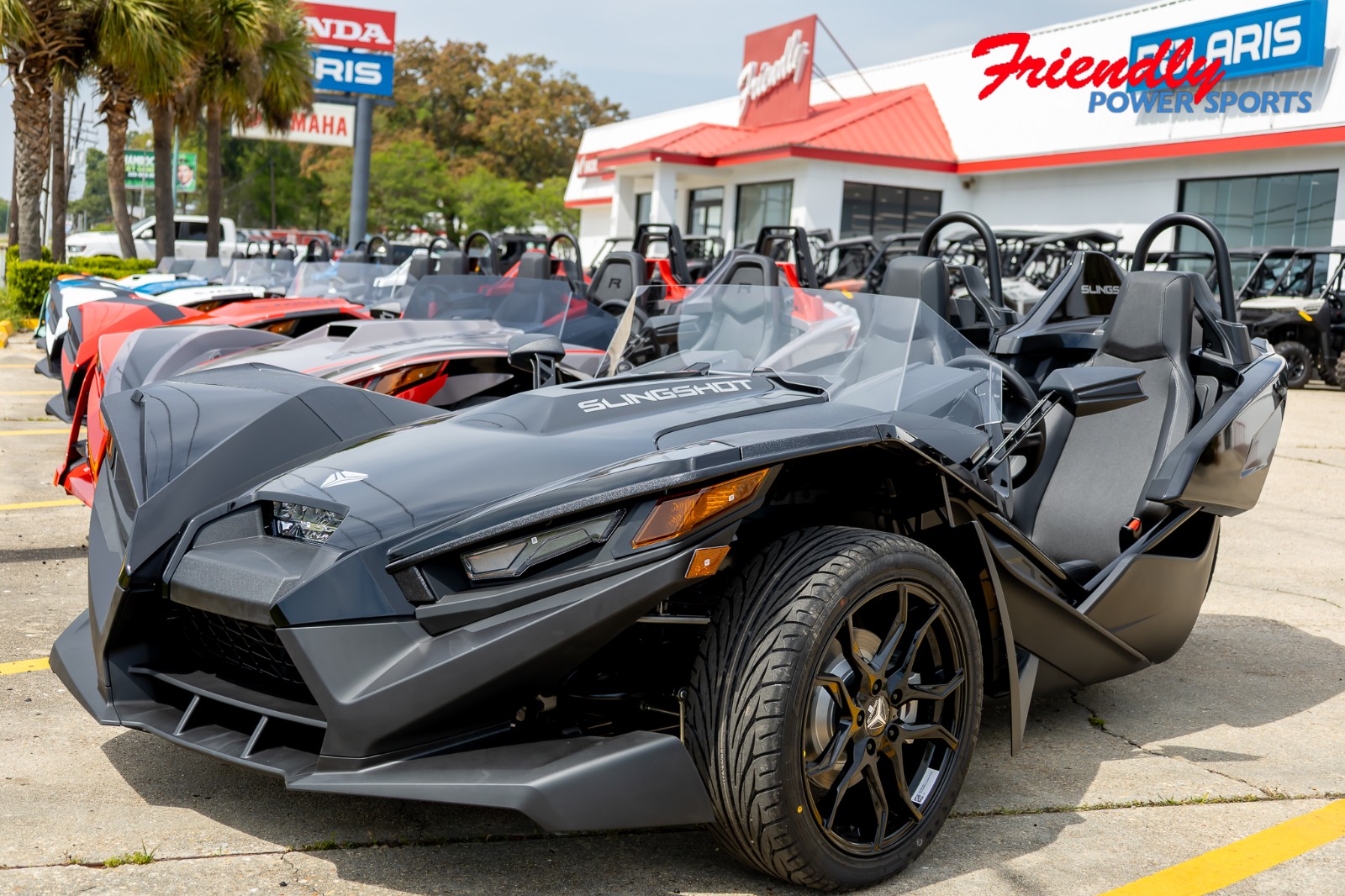 2026 SLINGSHOT S AUTODRIVE - JET BLACK