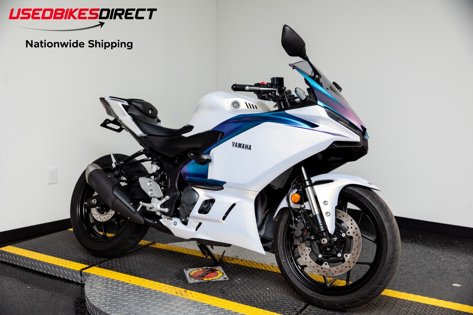 2025 YAMAHA YZF-R3