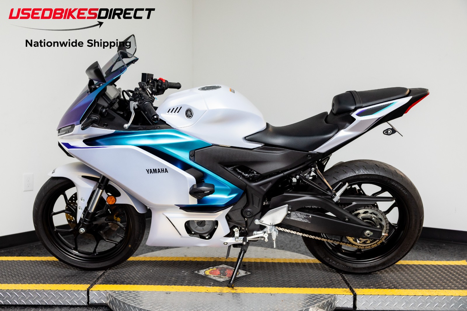 2025 YAMAHA YZF-R3