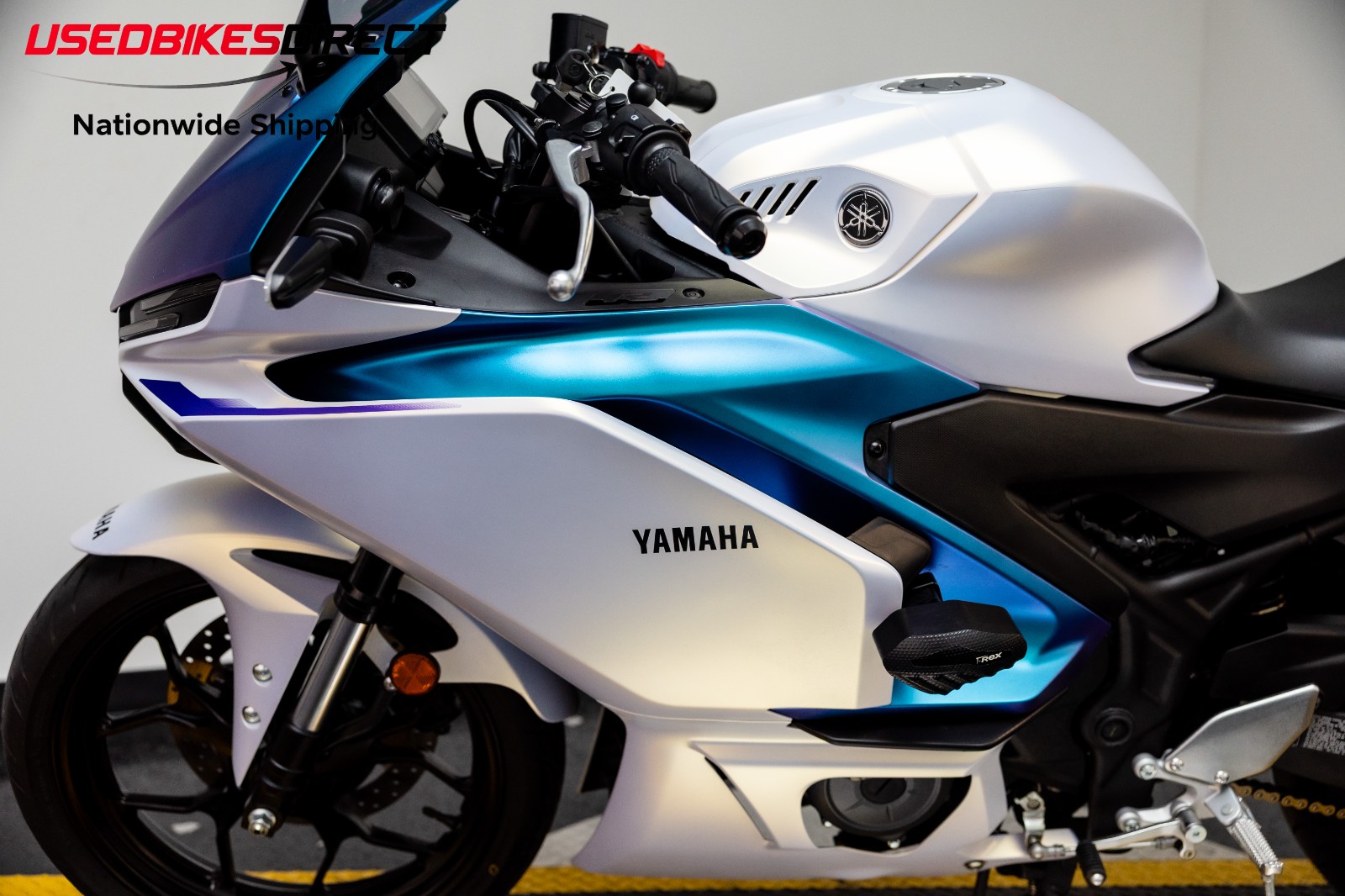 2025 YAMAHA YZF-R3
