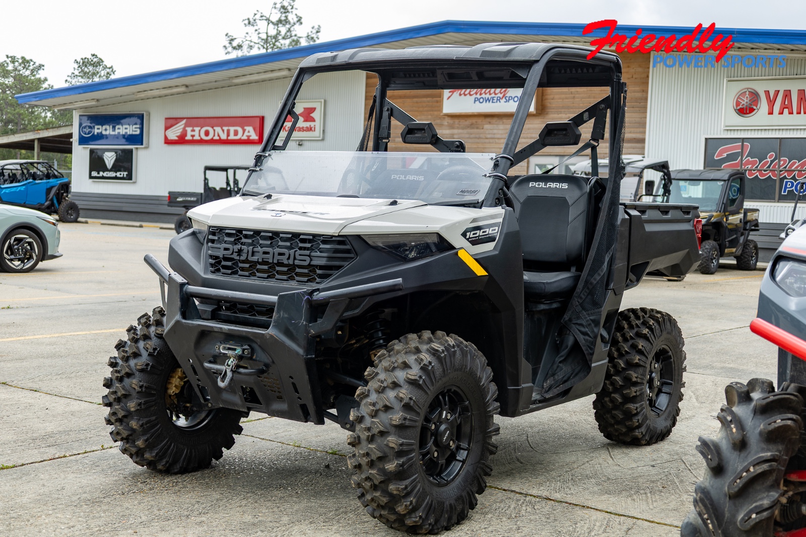 2025 POLARIS RANGER 1000 PREMIUM - MIRAGE BEIGE EPS