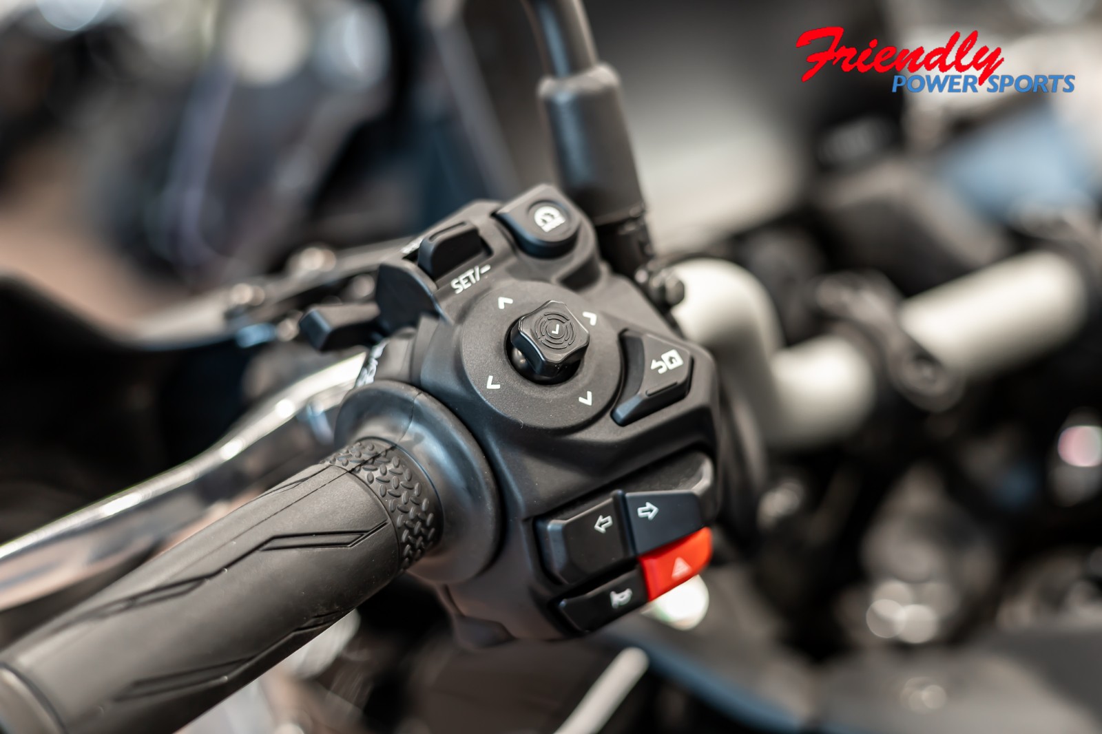 2026 YAMAHA Tracer 9