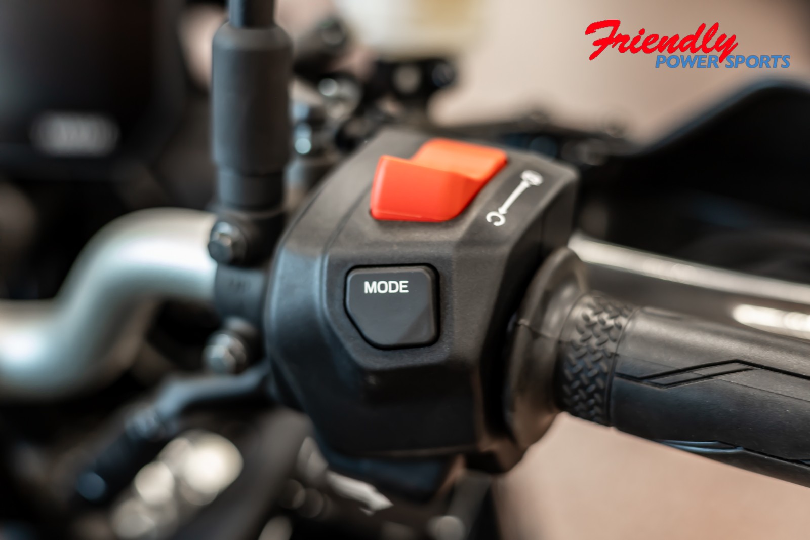 2026 YAMAHA Tracer 9