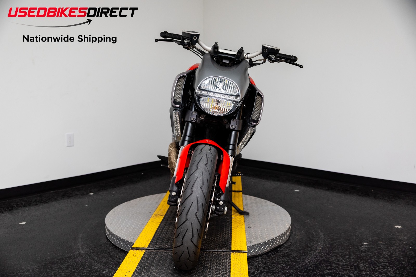2012 DUCATI DIAVEL CARBON