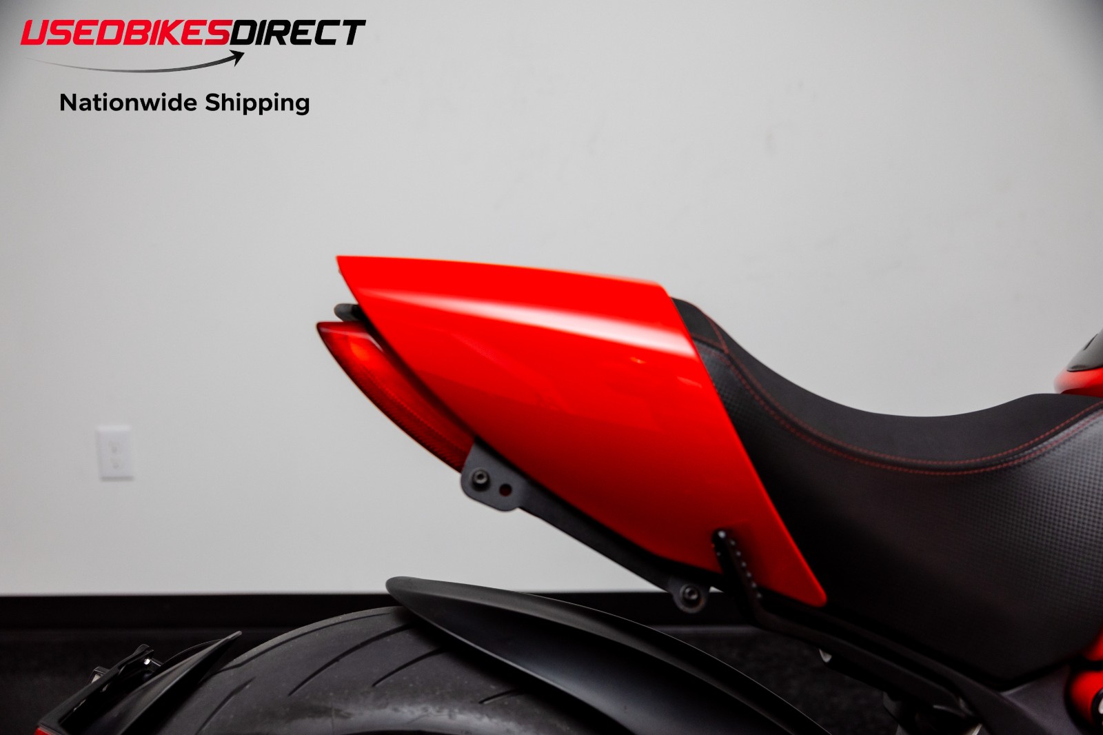 2012 DUCATI DIAVEL CARBON