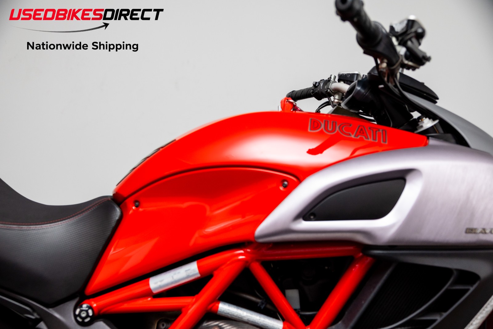 2012 DUCATI DIAVEL CARBON