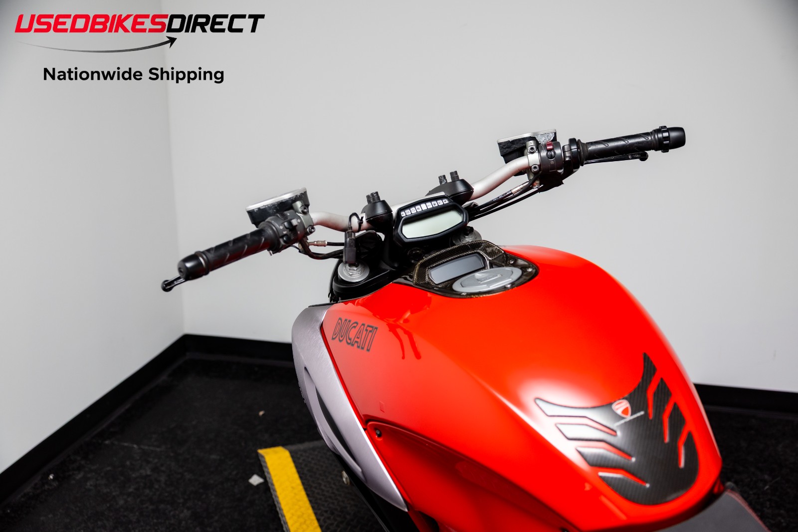 2012 DUCATI DIAVEL CARBON