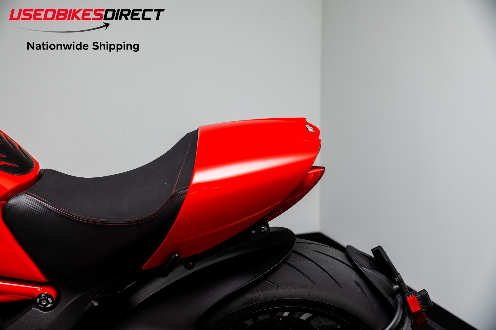 2012 DUCATI DIAVEL CARBON