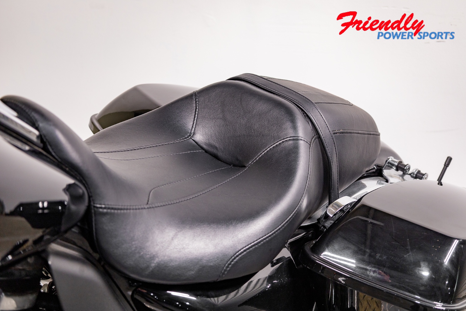 2021 HARLEY-DAVIDSON Street Glide® Base