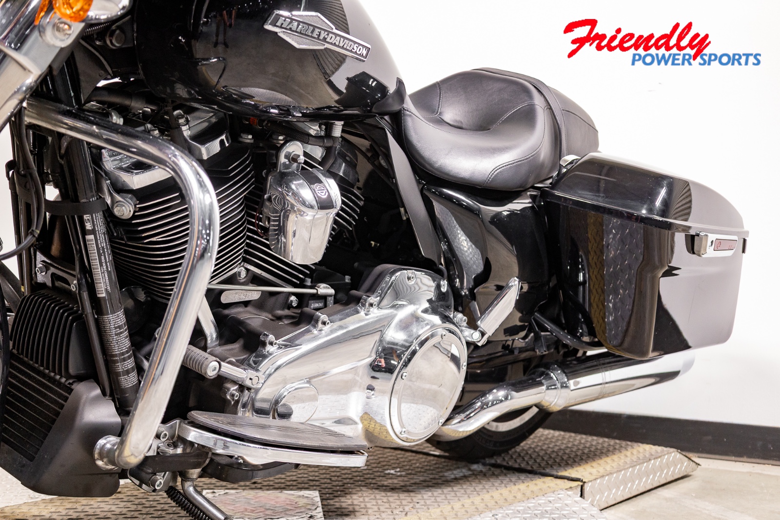 2021 HARLEY-DAVIDSON Street Glide® Base