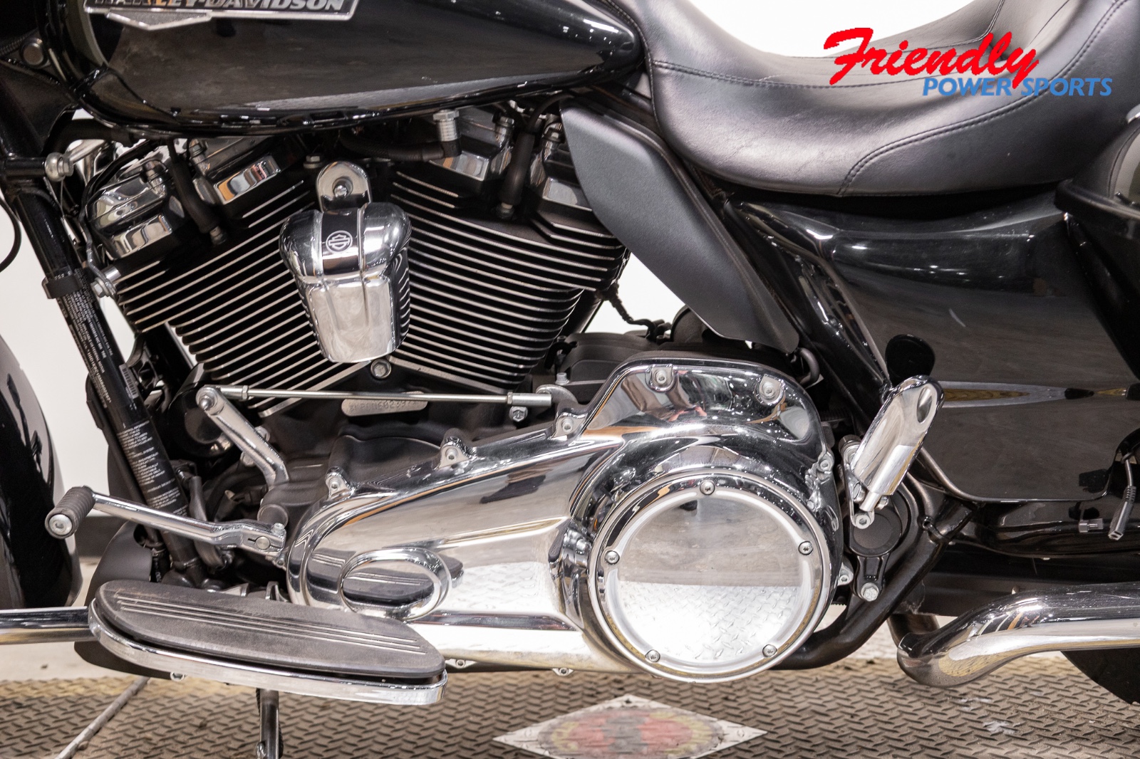 2021 HARLEY-DAVIDSON Street Glide® Base