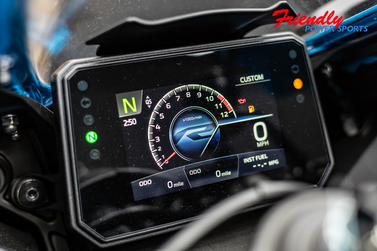 2026 YAMAHA YZF-R7