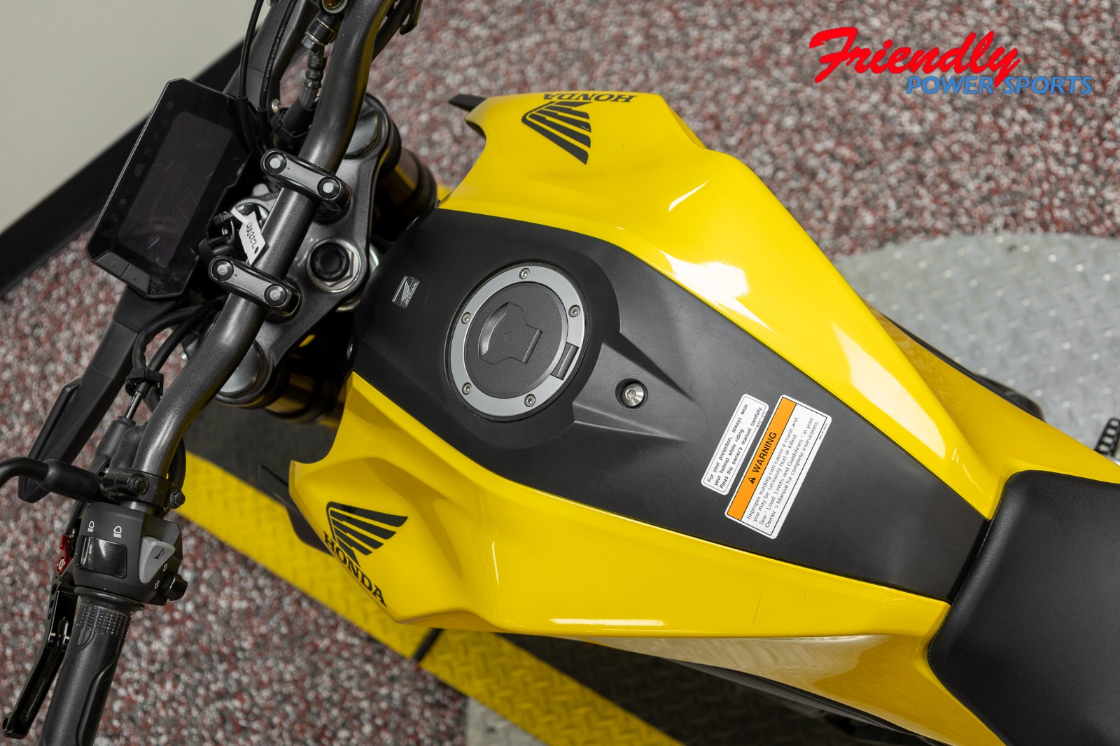 2024 HONDA CB300R ABS