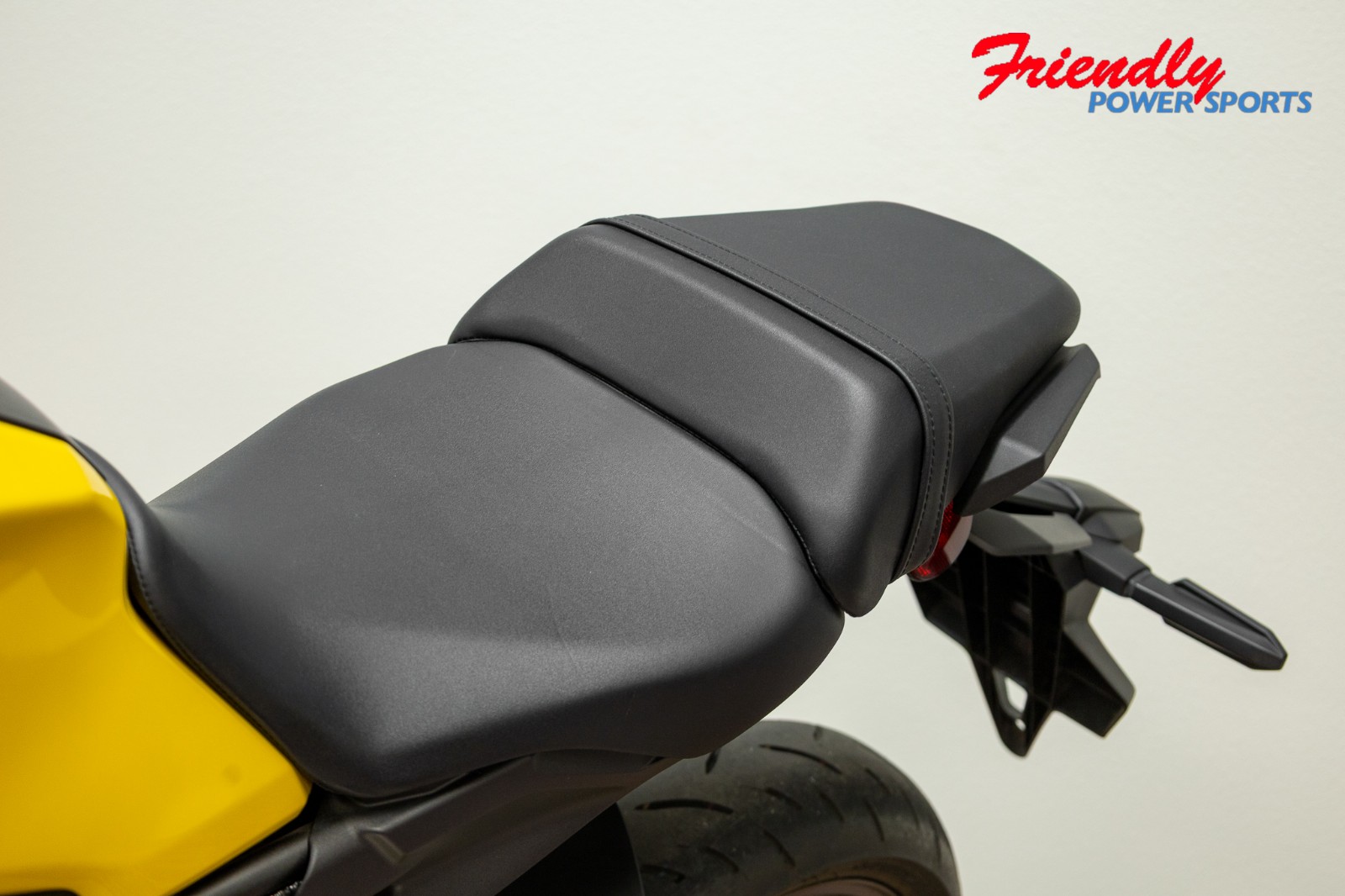 2024 HONDA CB300R ABS