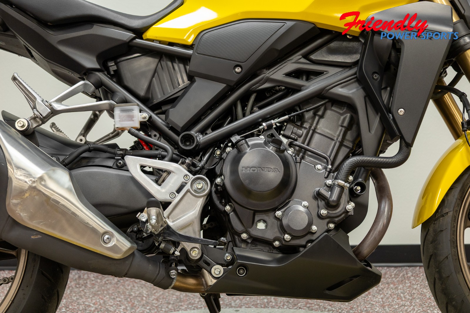 2024 HONDA CB300R ABS