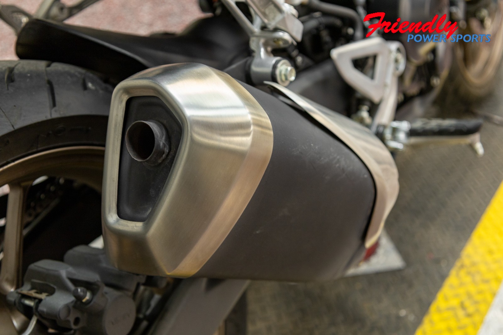 2024 HONDA CB300R ABS