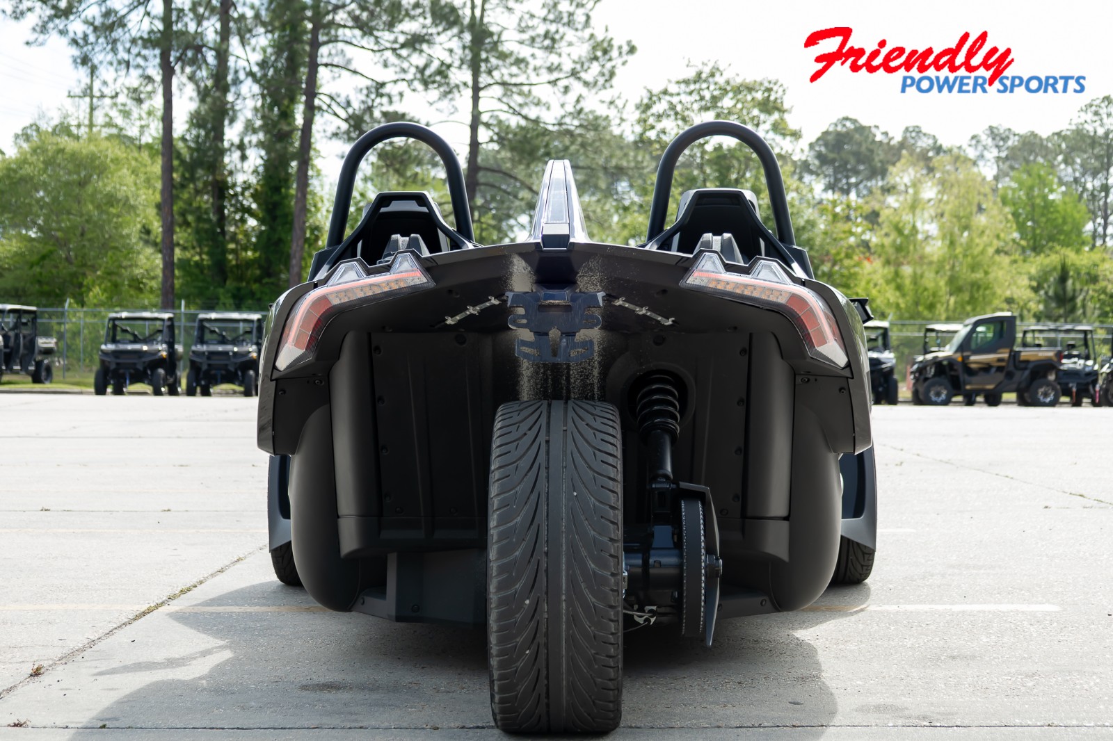 2025 SLINGSHOT SLINGSHOT S MANUAL S (Manual)
