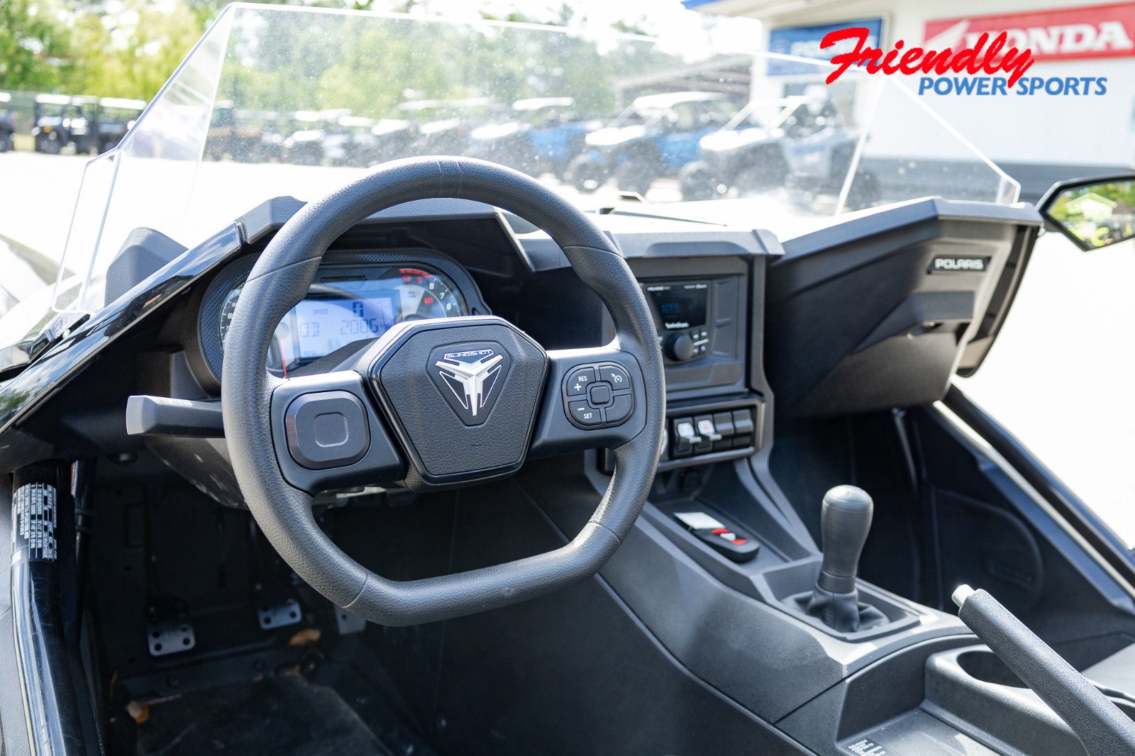 2025 SLINGSHOT SLINGSHOT S MANUAL S (Manual)