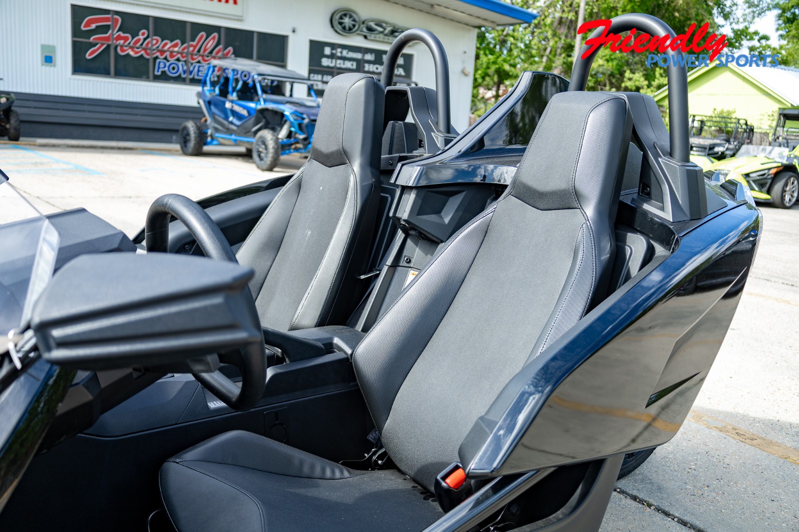 2025 SLINGSHOT SLINGSHOT S MANUAL S (Manual)