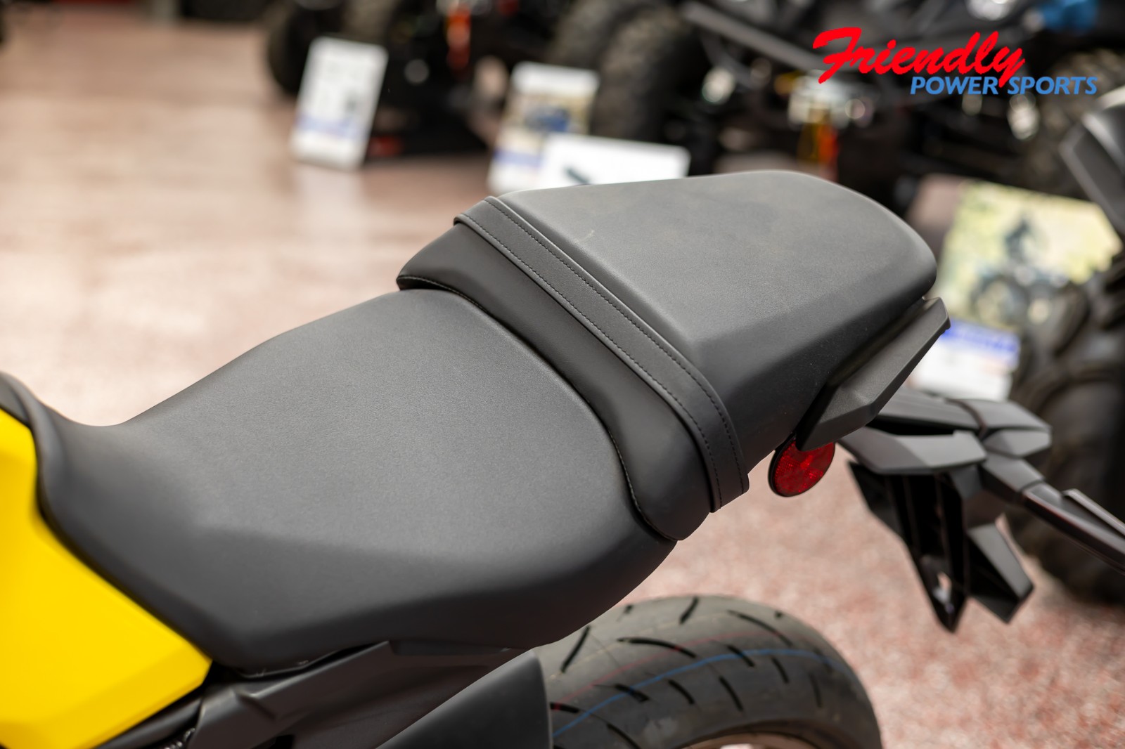 2026 HONDA CB300R ABS