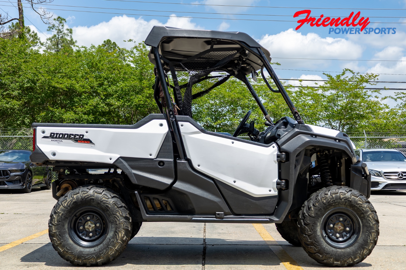 2016 HONDA Pioneer 1000 Base