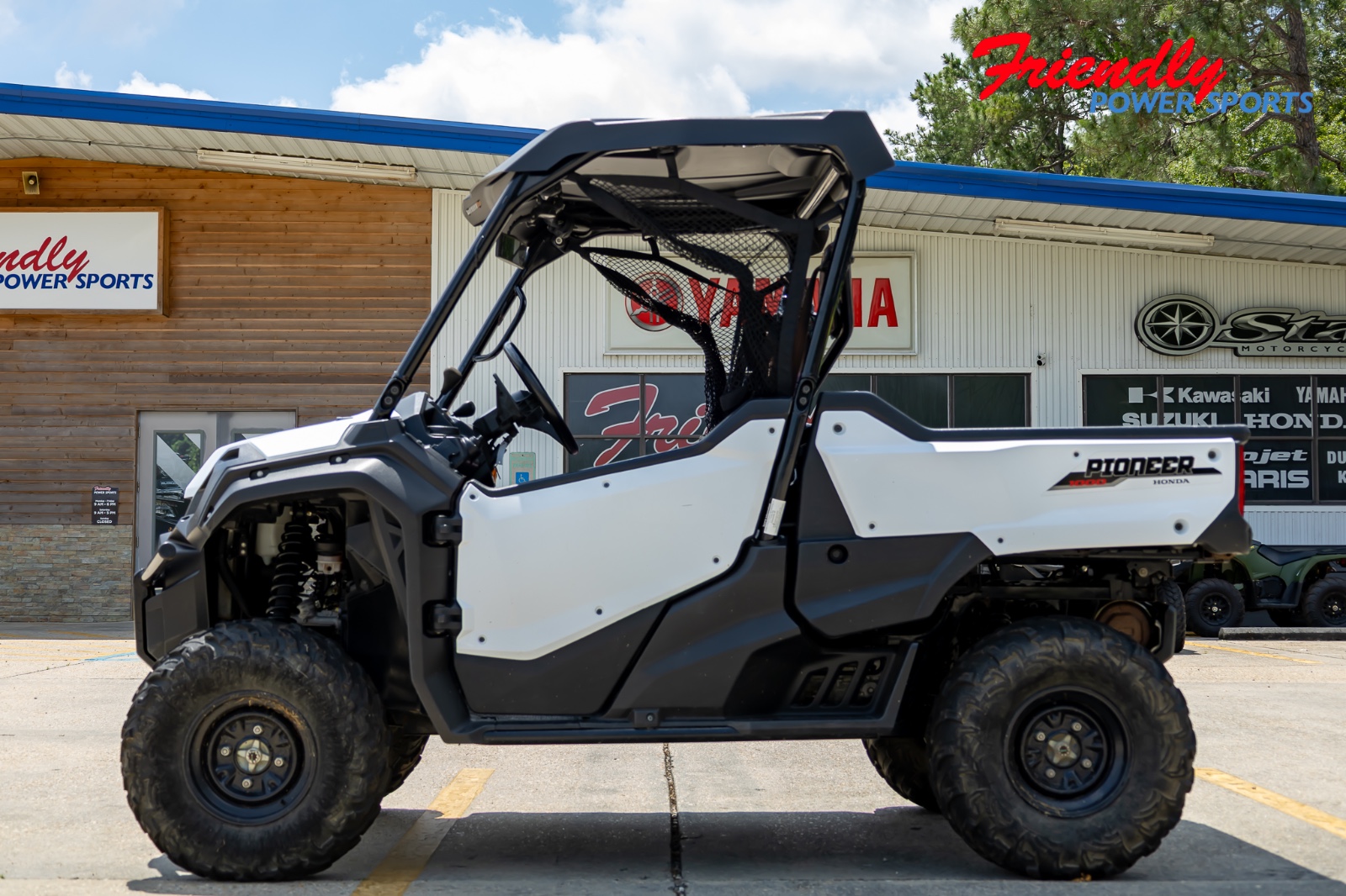 2016 HONDA Pioneer 1000 Base