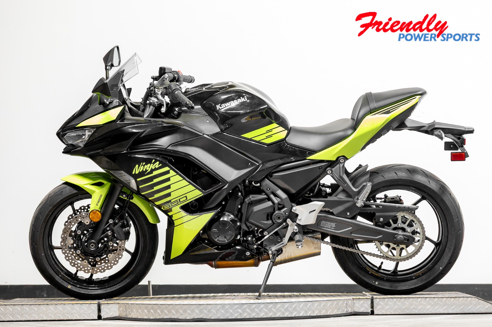 2026 KAWASAKI Ninja® 650 ABS