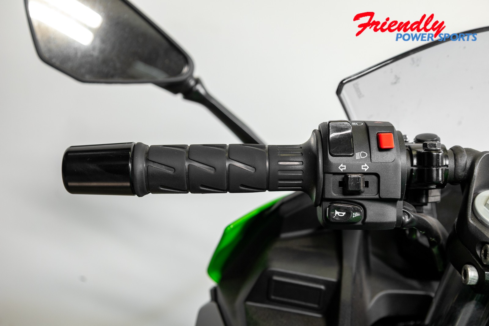 2025 KAWASAKI Ninja® 500 Base