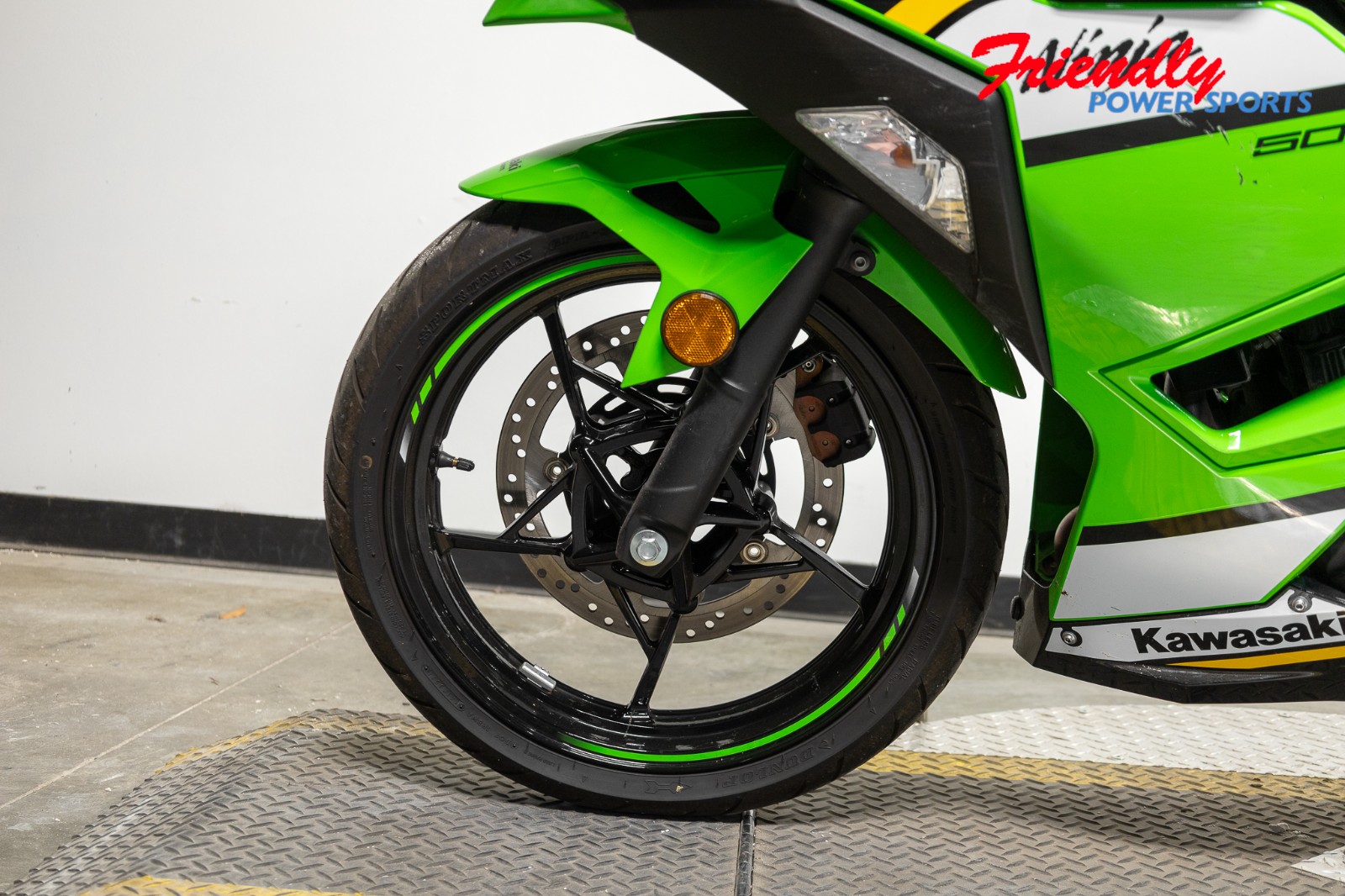 2025 KAWASAKI Ninja® 500 Base