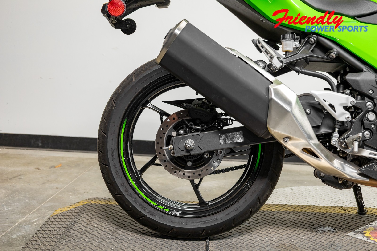 2025 KAWASAKI Ninja® 500 Base