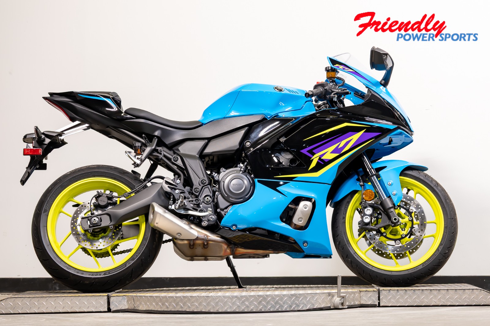 2026 YAMAHA YZF-R7