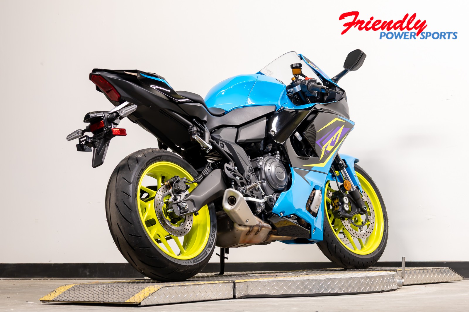 2026 YAMAHA YZF-R7