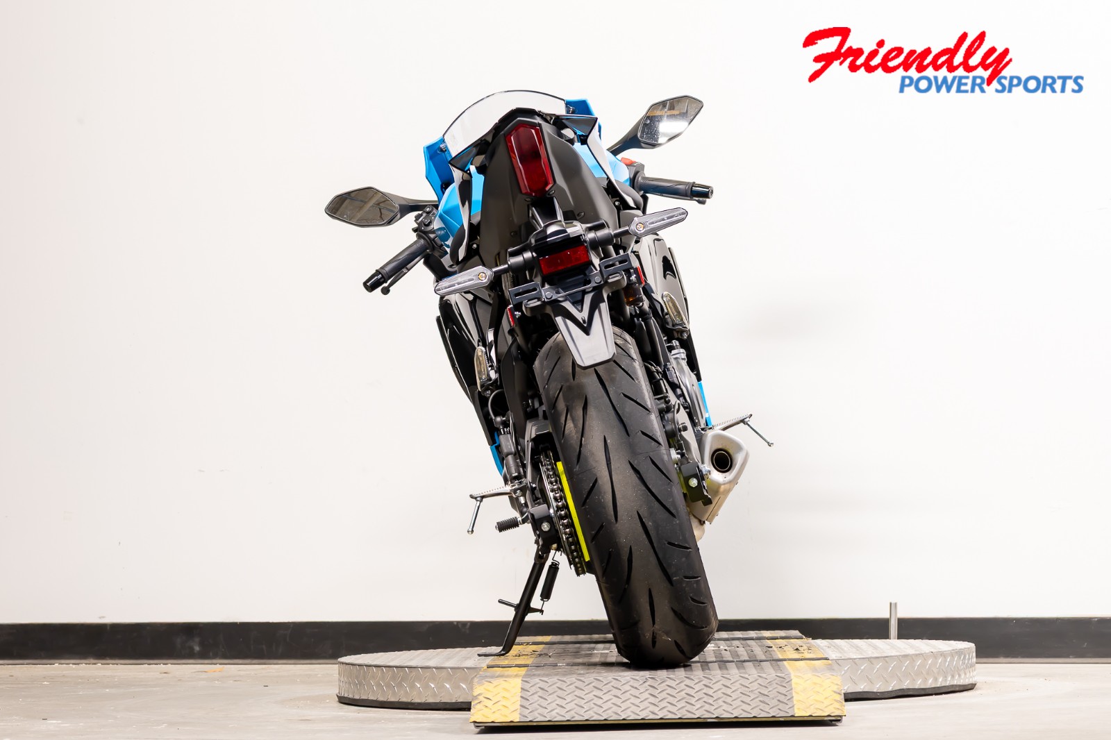 2026 YAMAHA YZF-R7