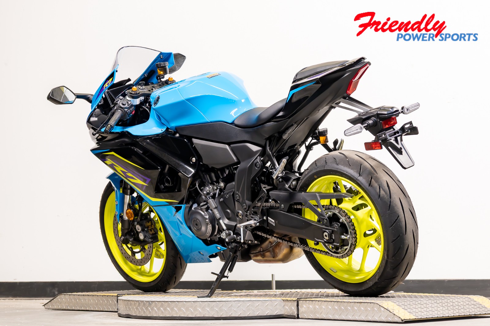 2026 YAMAHA YZF-R7
