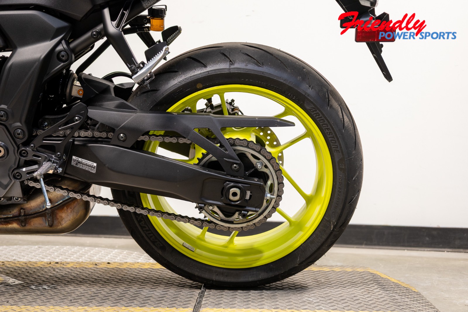 2026 YAMAHA YZF-R7