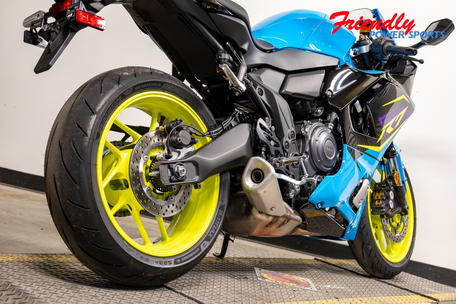 2026 YAMAHA YZF-R7