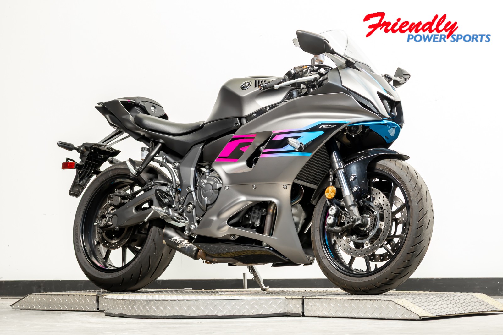 2024 YAMAHA YZF-R7