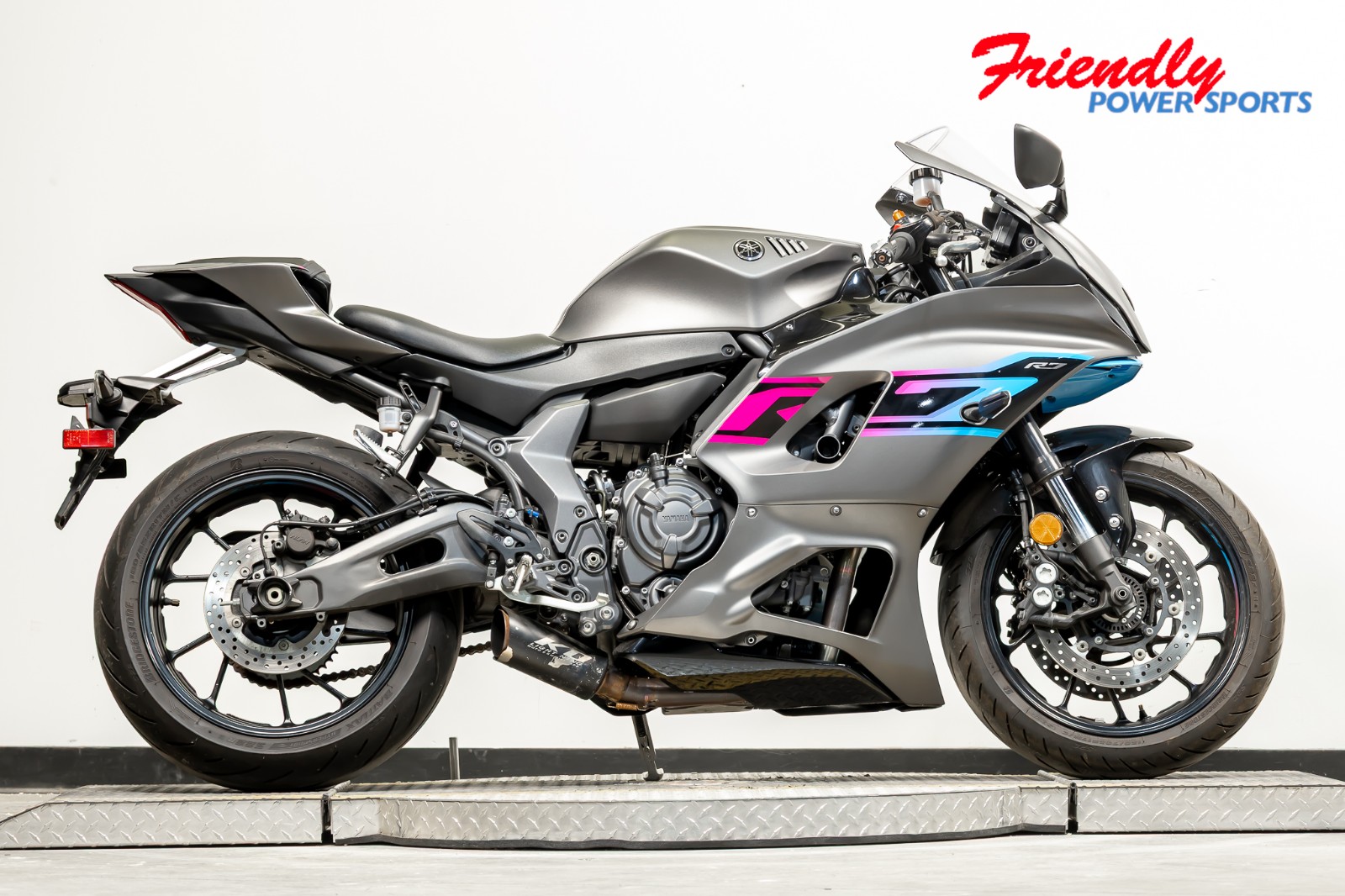2024 YAMAHA YZF-R7