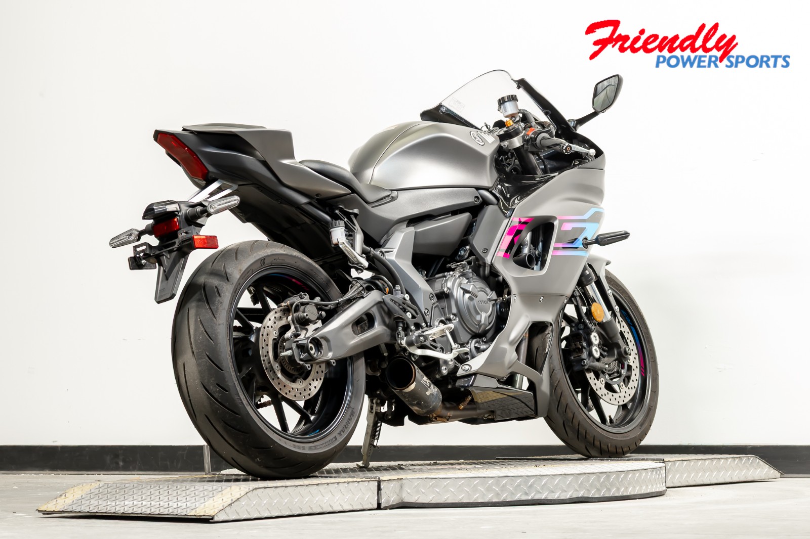 2024 YAMAHA YZF-R7