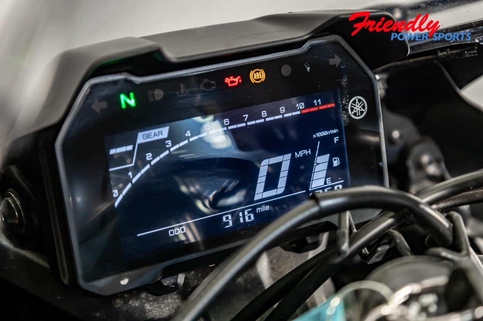 2024 YAMAHA YZF-R7