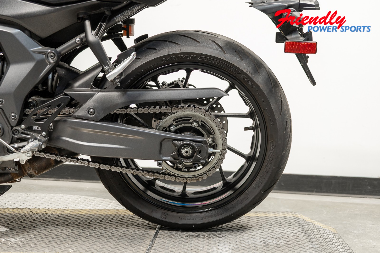 2024 YAMAHA YZF-R7
