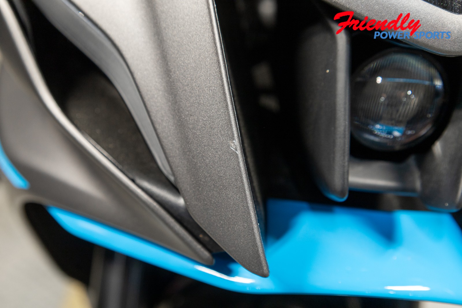 2024 YAMAHA YZF-R7