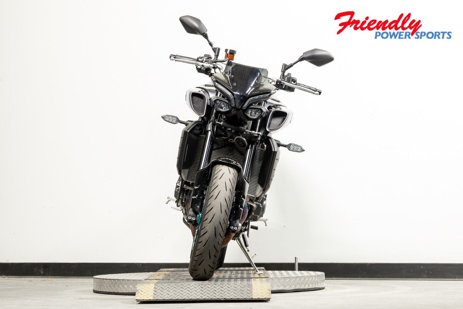 2024 YAMAHA MT-10