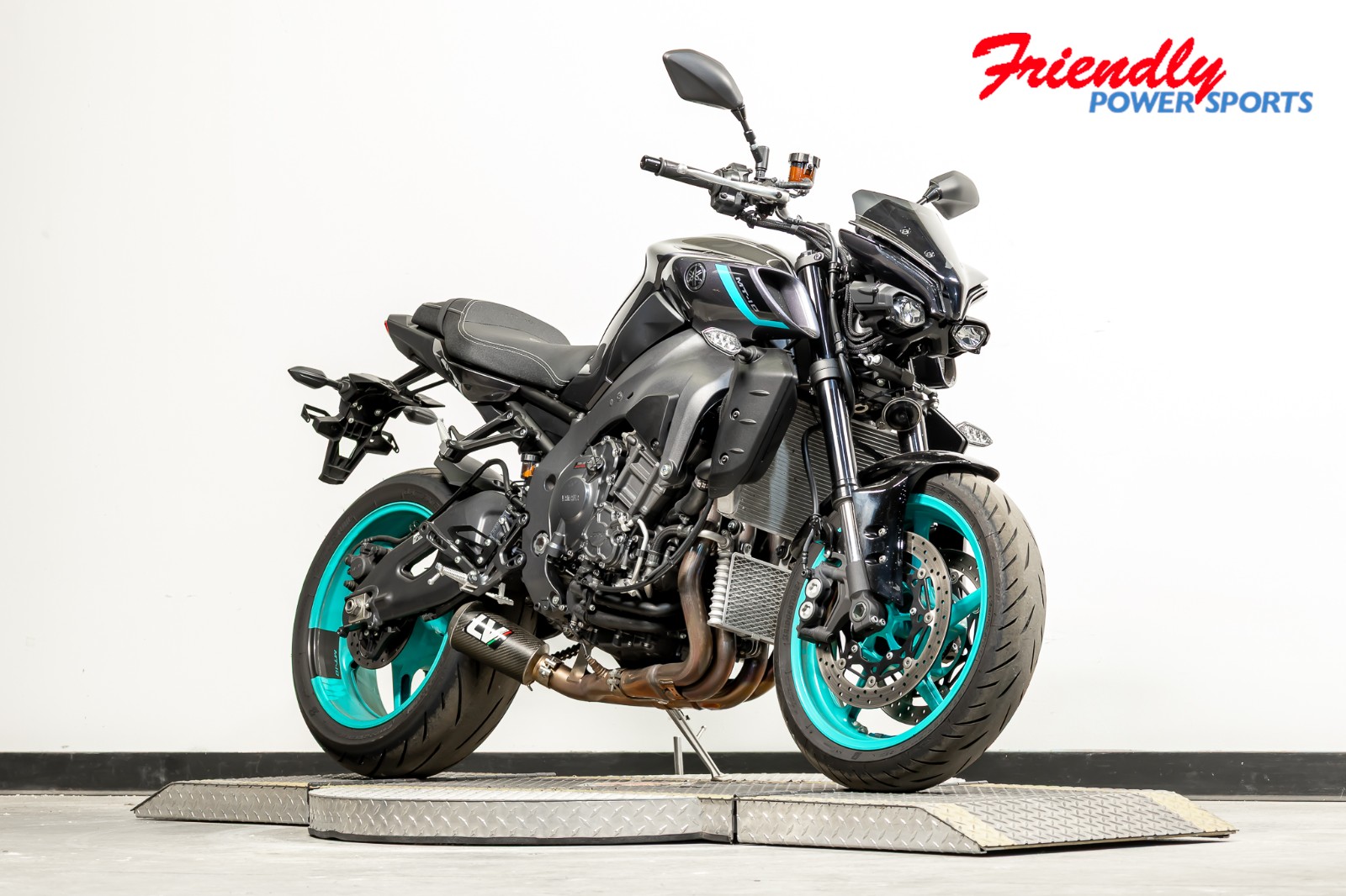2024 YAMAHA MT-10