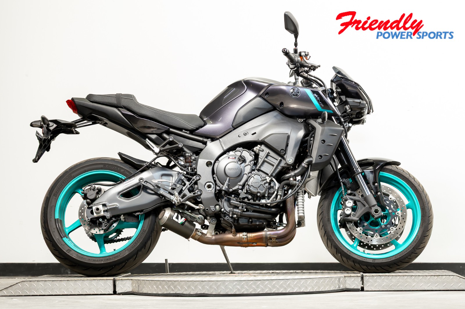 2024 YAMAHA MT-10