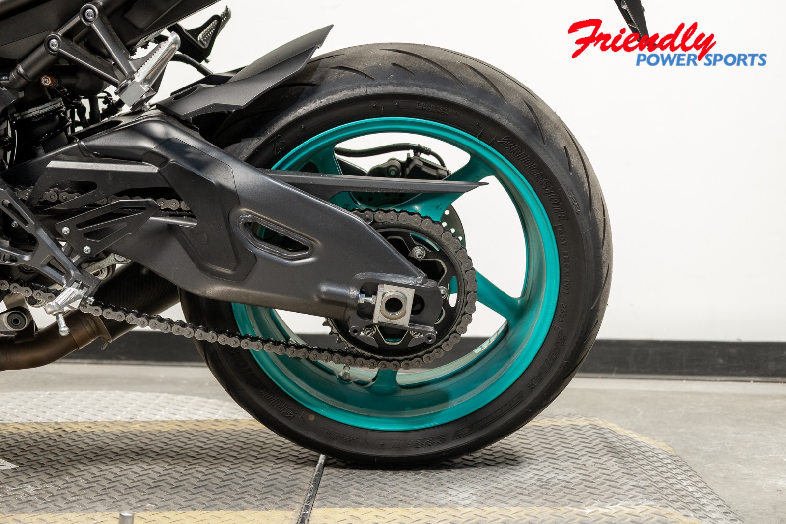 2024 YAMAHA MT-10