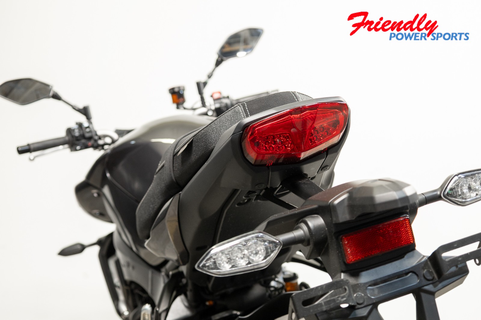 2024 YAMAHA MT-10