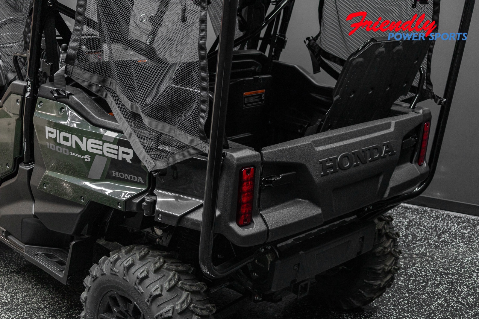 2025 HONDA Pioneer 1000-5 Deluxe